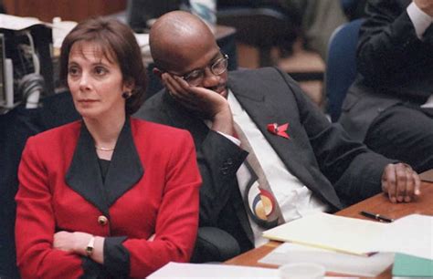 marcia clark naked|OJ Fact Check: What Chris Darden Really Told Marcia Clark。